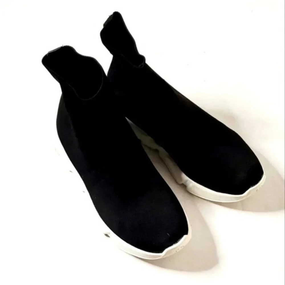 The Wishbone Collection ankle Sock Black Slip  On Wedge Sneaker Sz 8 5 US